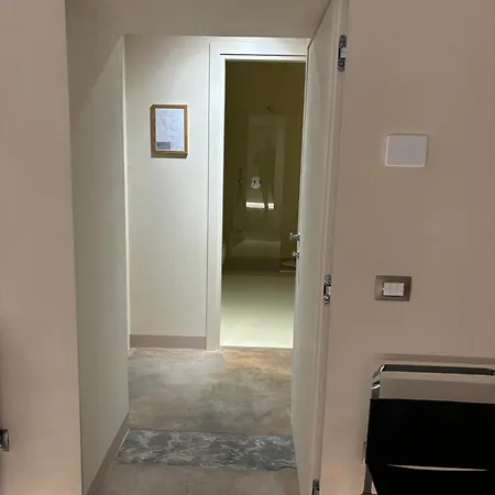 Di Bianca 3* فولينيو